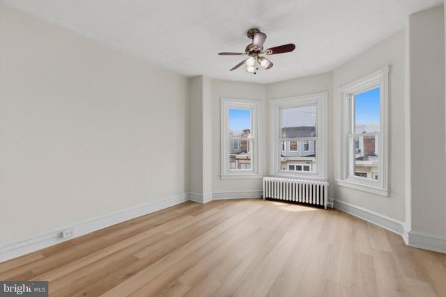 425 W WELLENS AVE, Philadelphia, PA 19120