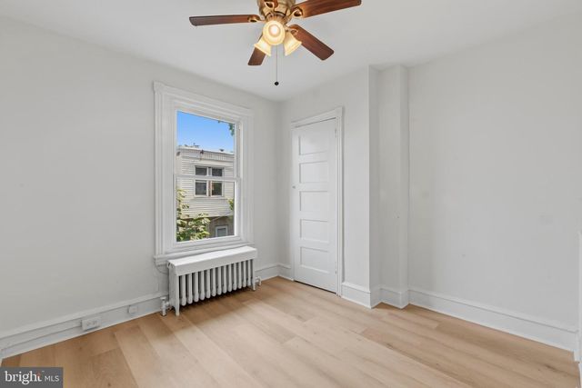 425 W WELLENS AVE, Philadelphia, PA 19120