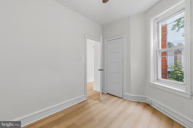425 W WELLENS AVE, Philadelphia, PA 19120