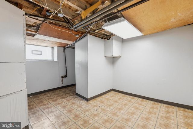 425 W WELLENS AVE, Philadelphia, PA 19120