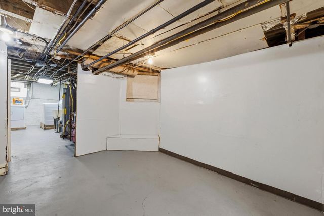 425 W WELLENS AVE, Philadelphia, PA 19120