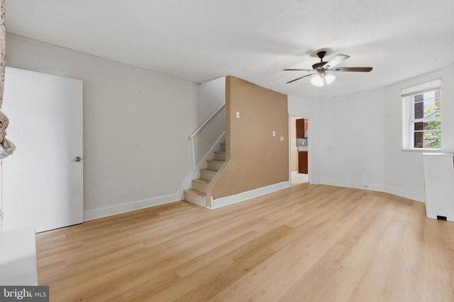425 W WELLENS AVE, Philadelphia, PA 19120