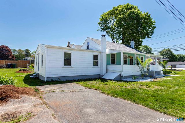 301 Hartford Avenue, Old Lyme, CT 06371