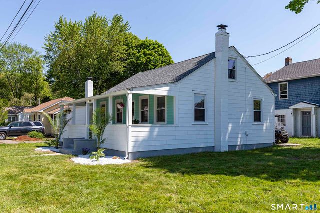 301 Hartford Avenue, Old Lyme, CT 06371