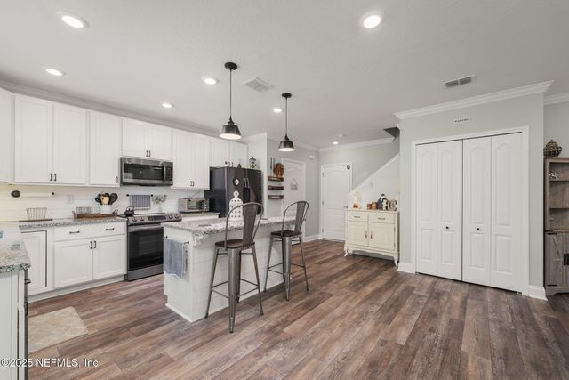 3 SEPTEMBER Place, Palm Coast, FL 32164