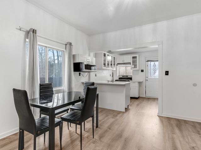 608 WOODRUFF Avenue, Joliet, IL 60436