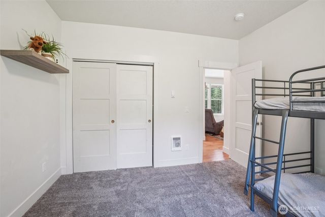 30307 NE Sunset Falls Road, Yacolt, WA 98675