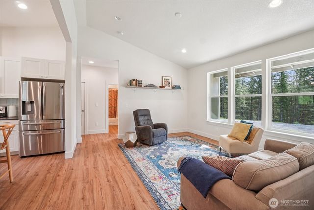 30307 NE Sunset Falls Road, Yacolt, WA 98675
