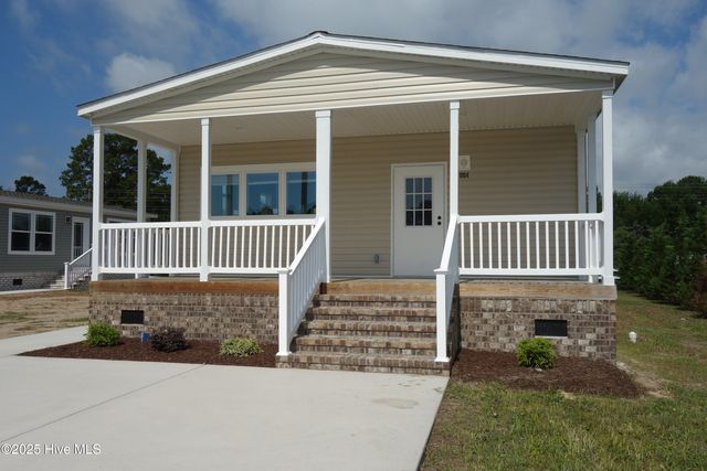 884 Yaupon Drive SW, Calabash, NC 28467