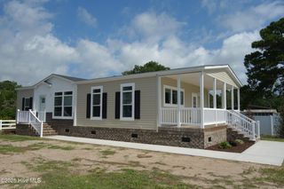 884 Yaupon Drive SW, Calabash, NC 28467