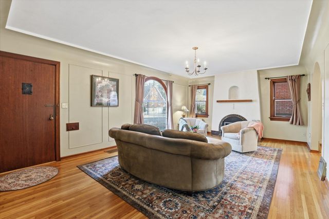 1618 S Lincoln St, Spokane, WA 99203