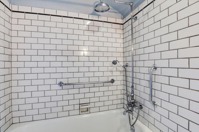 1618 S Lincoln St, Spokane, WA 99203