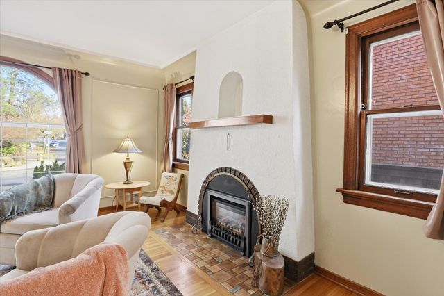 1618 S Lincoln St, Spokane, WA 99203