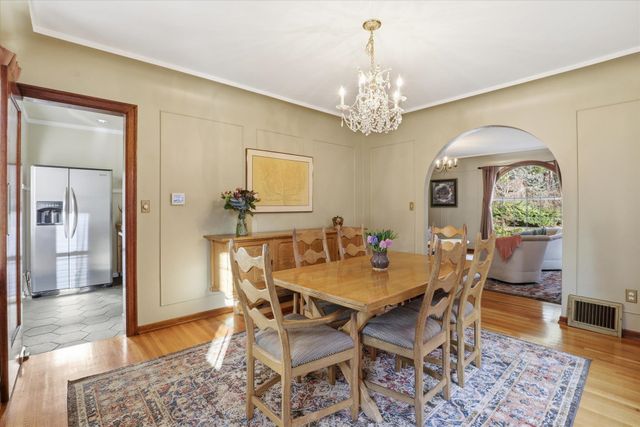 1618 S Lincoln St, Spokane, WA 99203