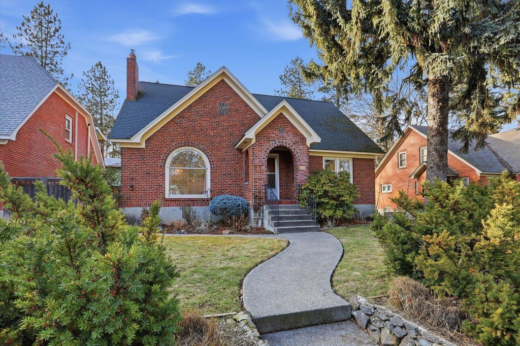 1618 S Lincoln St, Spokane, WA 99203
