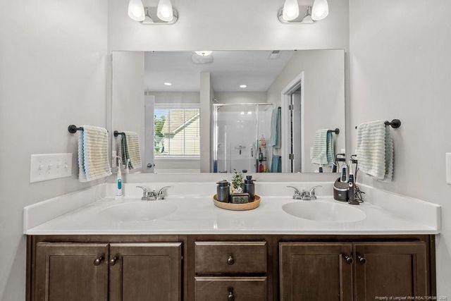 3774 Glencourse Way, Fayetteville, NC 28311