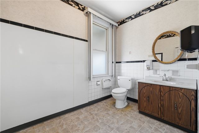 101 W 9th ave, Homestead, PA 15120