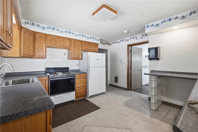101 W 9th ave, Homestead, PA 15120