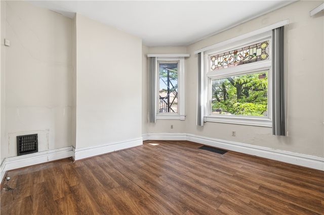 101 W 9th ave, Homestead, PA 15120