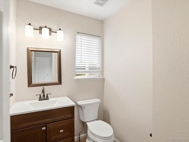 112 12th Ave, Longmont, CO 80501