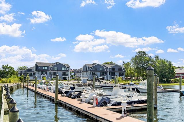 30 Little Bay Drive, Dover, NH 03820