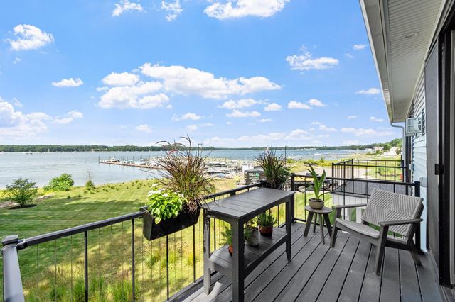 30 Little Bay Drive, Dover, NH 03820