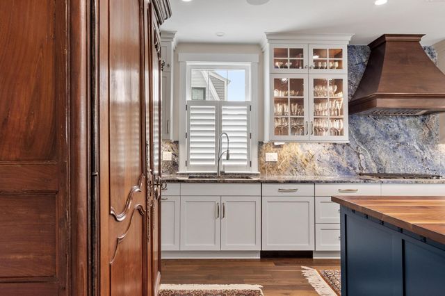 30 Little Bay Drive, Dover, NH 03820
