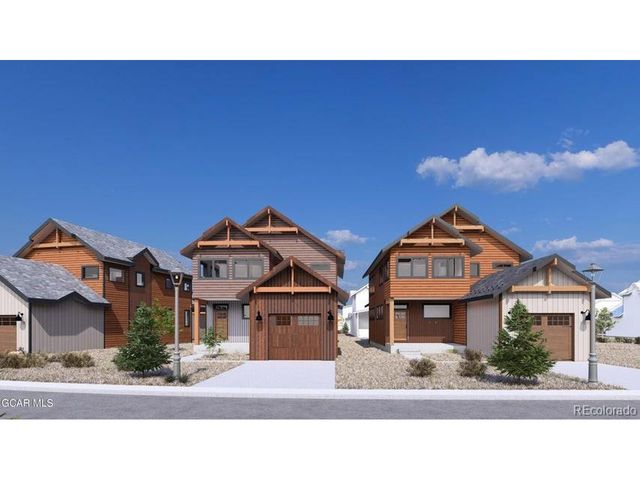 371 Buckhorn Cir, Granby, CO 80446