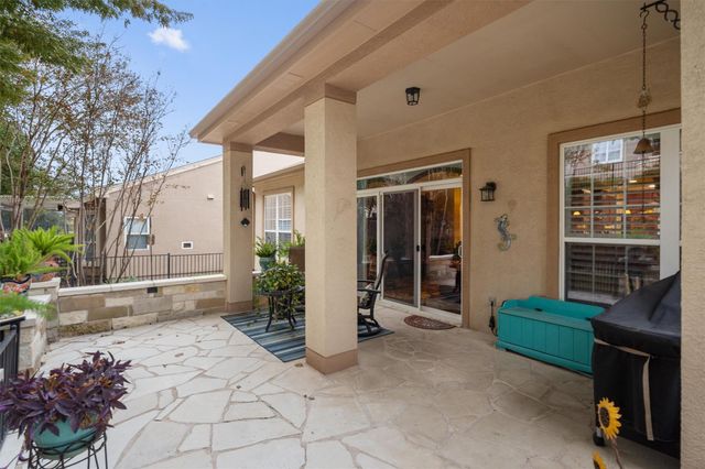 204 Goose Island DR, Georgetown, TX 78633