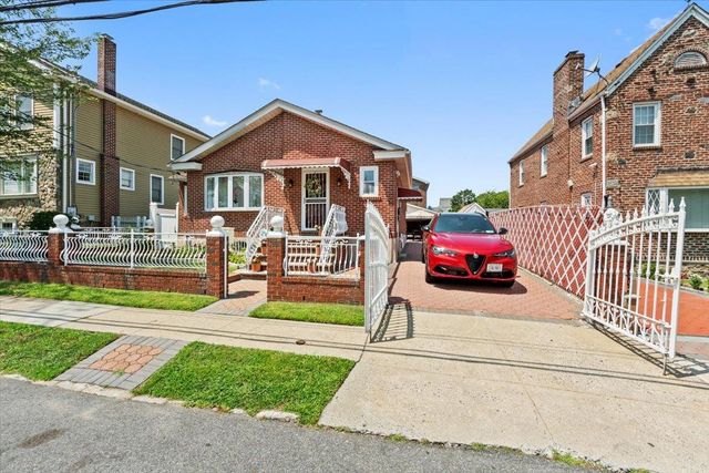 15 Sumner Avenue, Yonkers, NY 10704