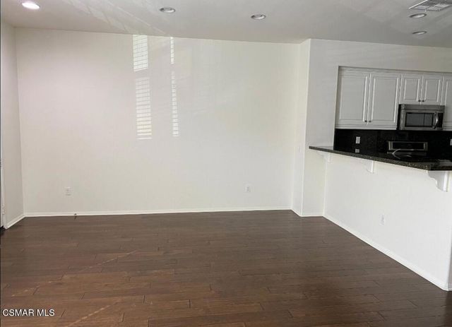 2234 Rolling River Lane 3, Simi Valley, CA 93063