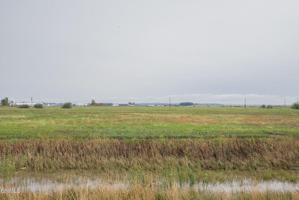 1431 Saber Loop, Bismarck, ND 58504 photo 14