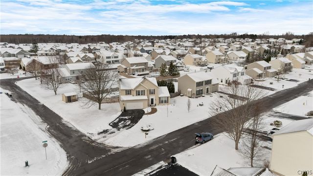 5114 Old Barn Road, Clay, NY 13041