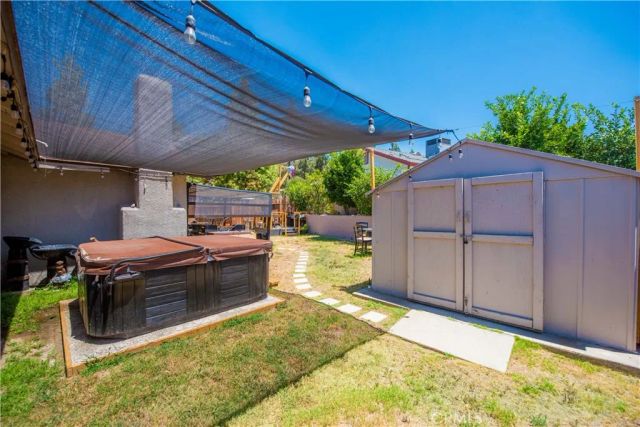 2905 Pepper Street, Highland, CA 92346