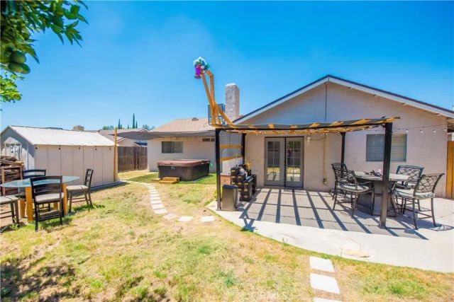 2905 Pepper Street, Highland, CA 92346