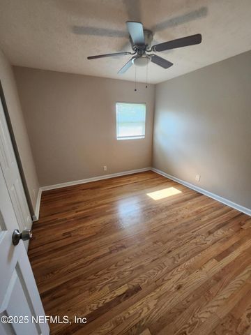 4282 FOREST Boulevard, Jacksonville, FL 32246