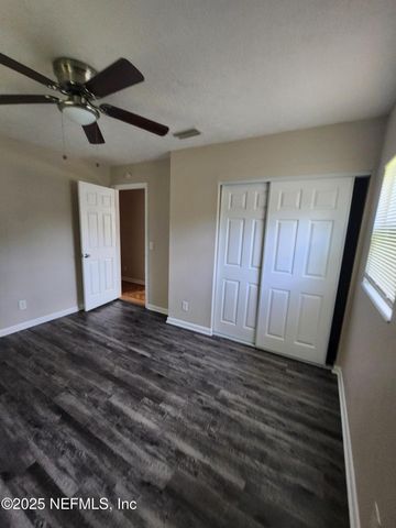 4282 FOREST Boulevard, Jacksonville, FL 32246