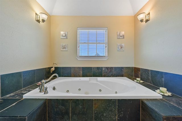 3912 Bridge Harbor Drive, Galveston, TX 77554