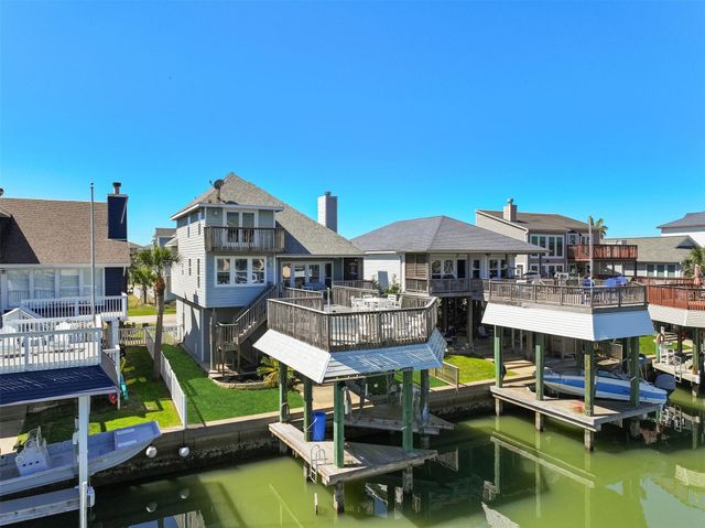 3912 Bridge Harbor Drive, Galveston, TX 77554