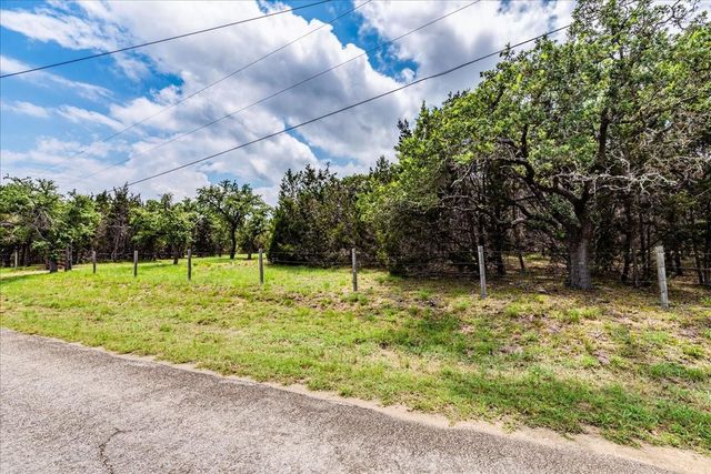 901 Todo LN, Driftwood, TX 78619