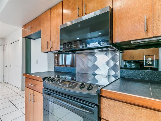 10429 Bayberry Drive, Oklahoma City, OK 73162