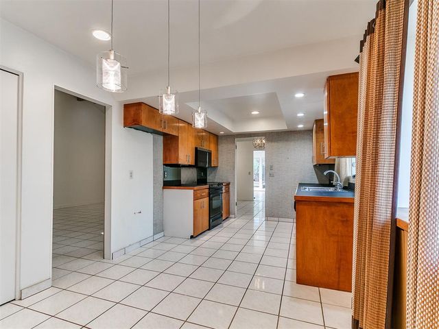 10429 Bayberry Drive, Oklahoma City, OK 73162
