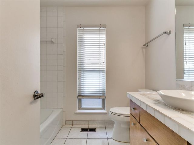 10429 Bayberry Drive, Oklahoma City, OK 73162