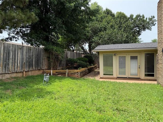 10429 Bayberry Drive, Oklahoma City, OK 73162