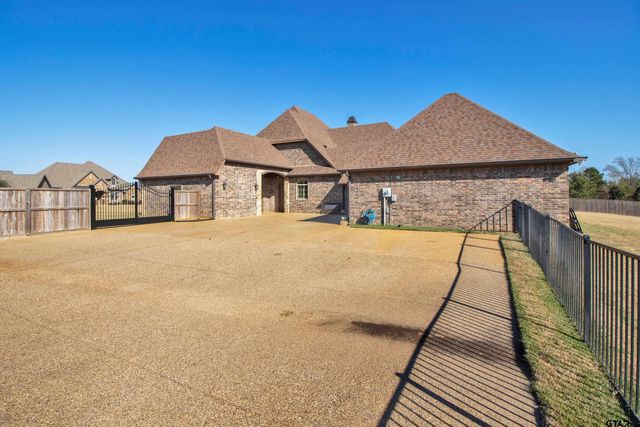 145 Abby Gail Dr, Longview, TX 75605