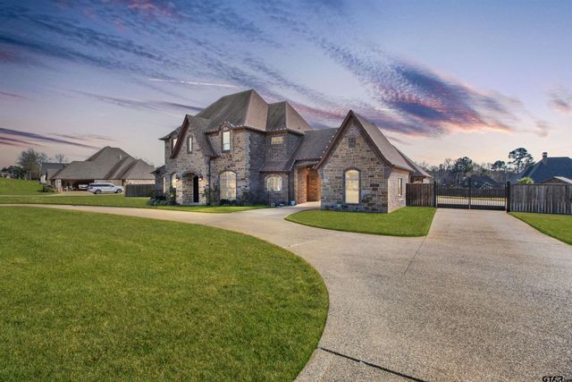 145 Abby Gail Dr, Longview, TX 75605