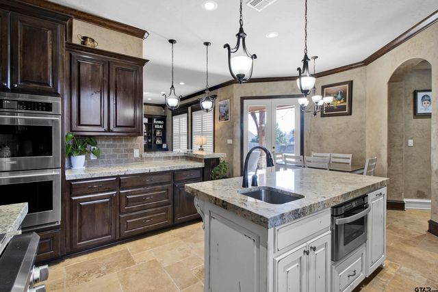 145 Abby Gail Dr, Longview, TX 75605
