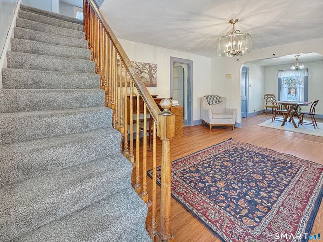 6 John Avenue, Waterford, CT 06375