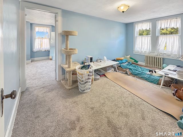 6 John Avenue, Waterford, CT 06375