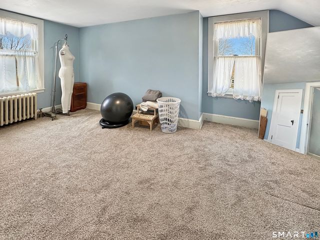 6 John Avenue, Waterford, CT 06375